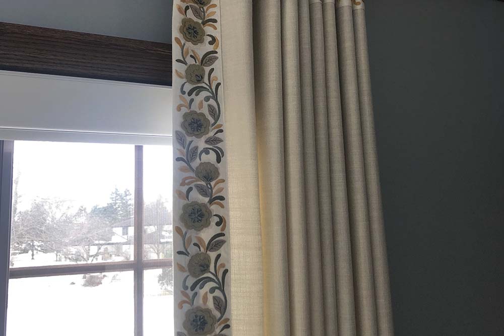 Living Room Curtains in Hawthorn Woods Illinois Sample 3